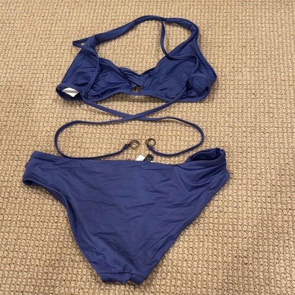 Soluna Blue Bikini Set - Picture 2 of 5